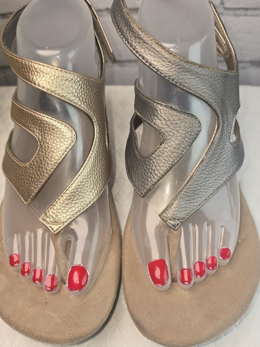 MODZORI WOMENS ZOEY 5 FLIPS REVERSABLE GOLD PEWTER THONG SANDAL WEDGE 9 - Picture 7 of 14